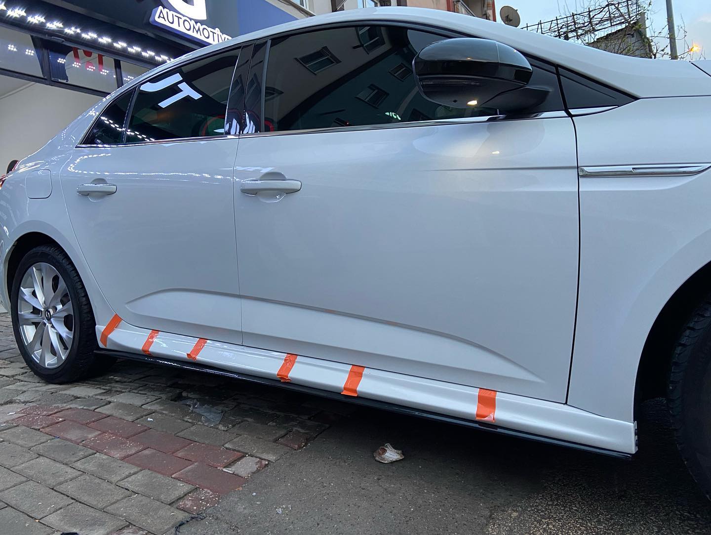 RENAULT MEGANE 4 SEDAN BODY KİT 